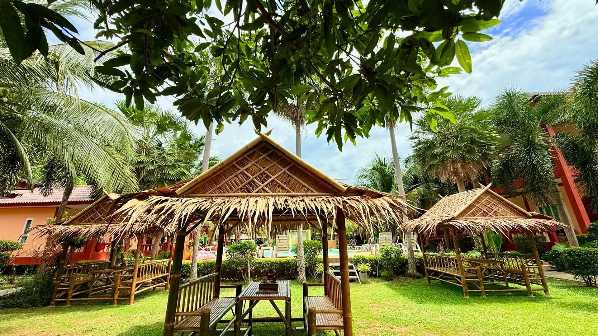 Peaceful Resort , Long Beach - Koh Lanta