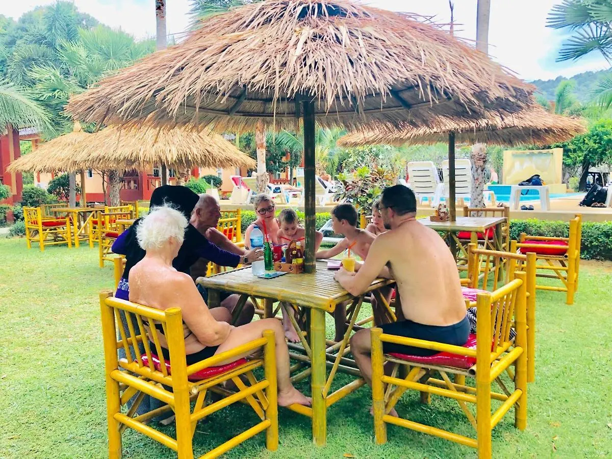 피스풀 리조트  란타섬