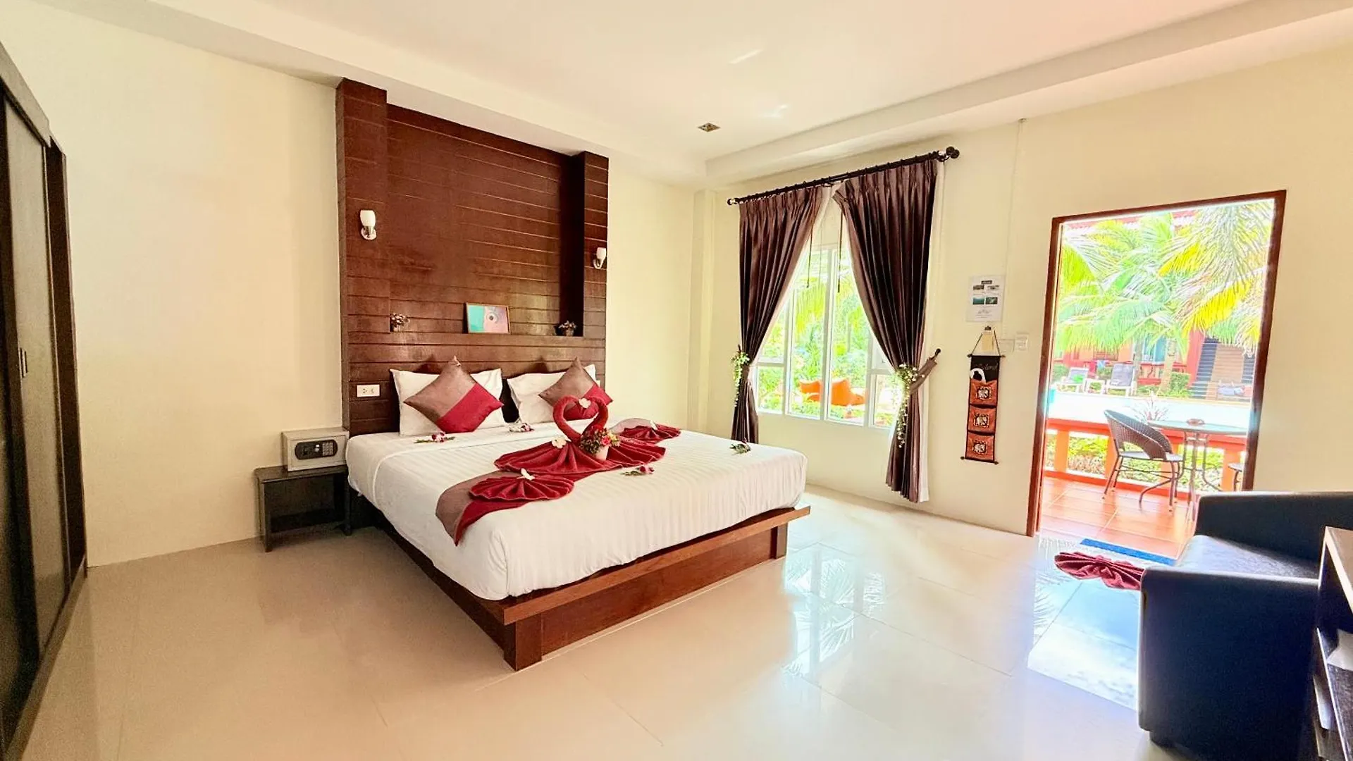 Peaceful Resort , Long Beach - Koh Lanta 3*,