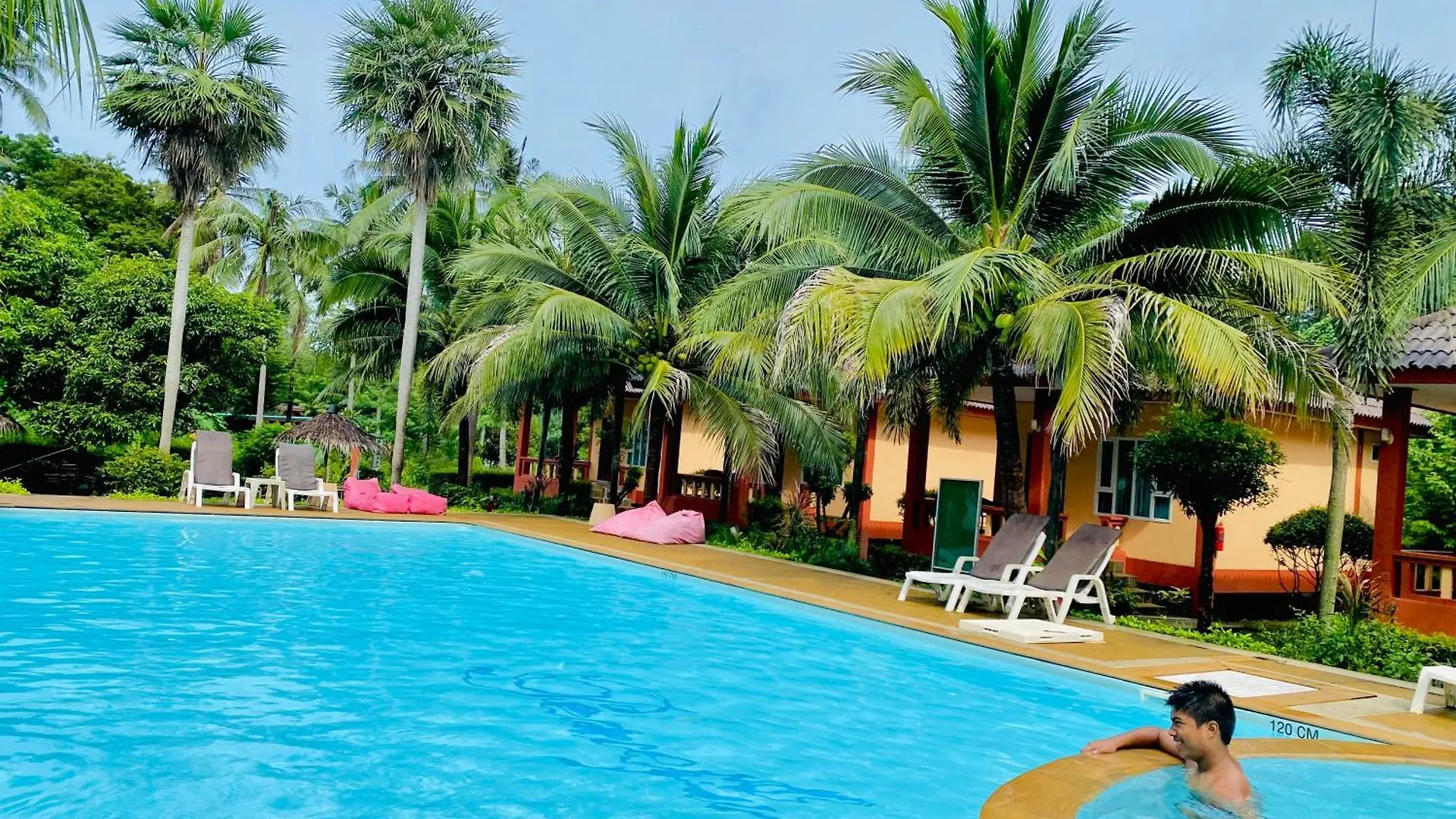 Peaceful Resort , Long Beach - Koh Lanta