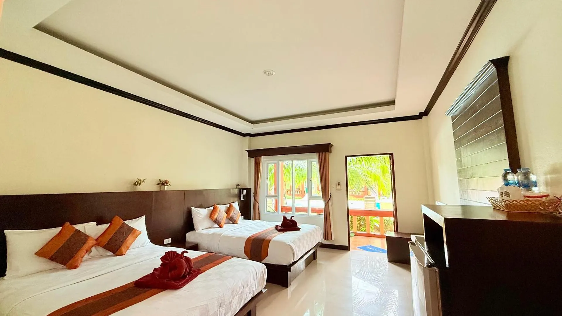 Peaceful Resort , Long Beach - Koh Lanta