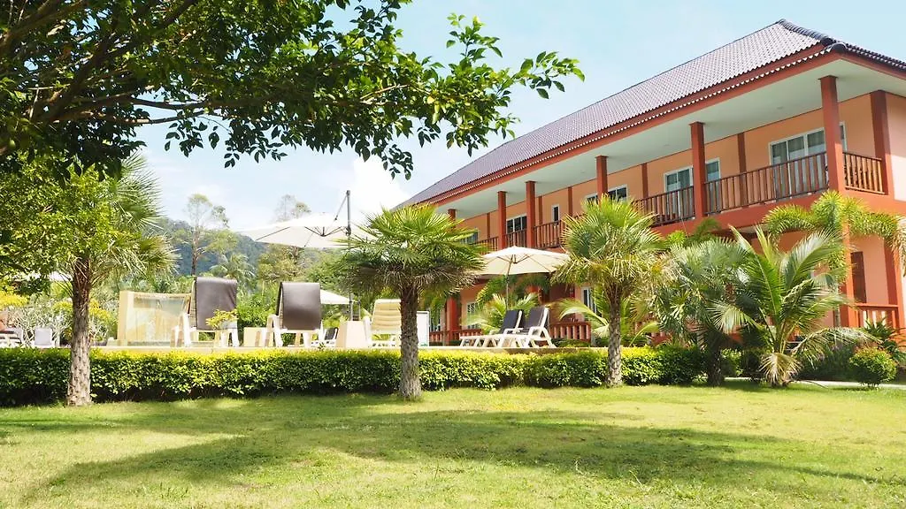 ***  Peaceful Resort , Long Beach - Koh Lanta Thailand