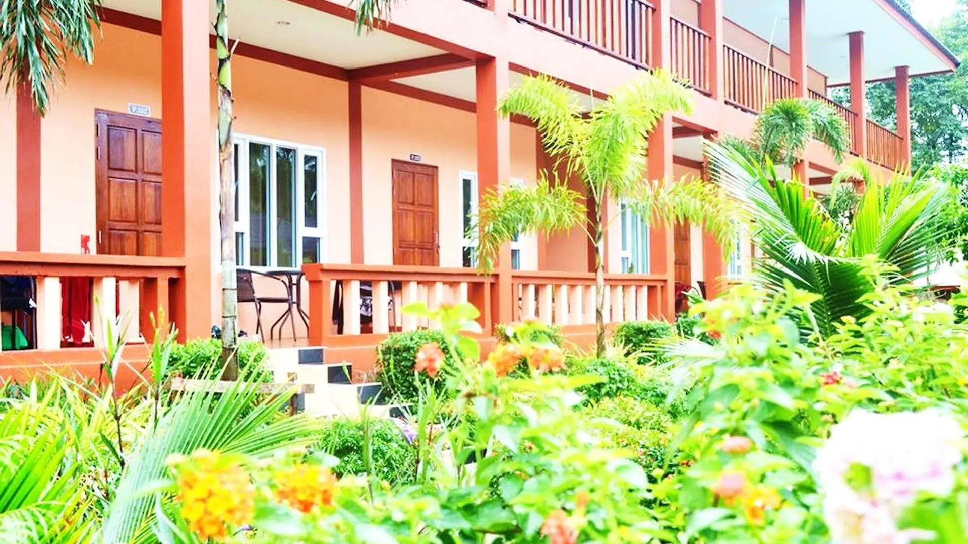 Peaceful Resort , Long Beach - Koh Lanta